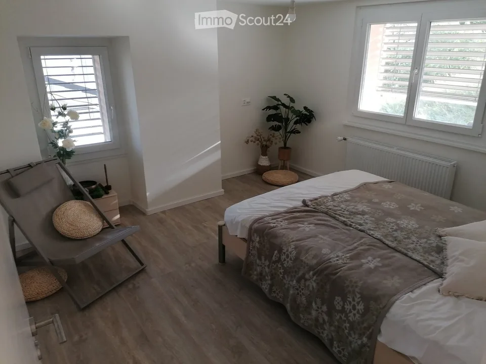 Magnifices 3.5-Zimmer-Wohnung renoviert mit großer Süd-Terrasse in Flanthey (Gemeinde Lens)