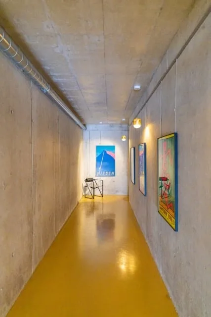 3.5-Zimmer-Attika mit Weitblick – 100 m² Terrasse & Studio – Foto 17 von 17