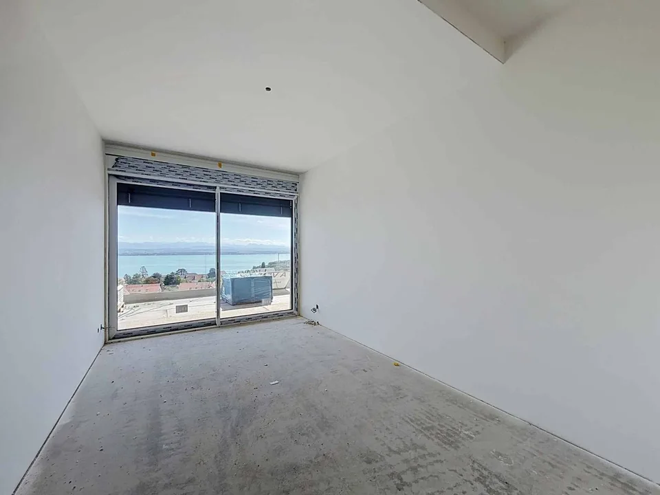 Neue 3,5-Zimmer-Wohnung mit Terrasse und Panoramablick – Foto 6 von 13