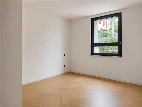 Neue 3.5 Zimmer mit großem Privatgarten – Foto 5 von 10