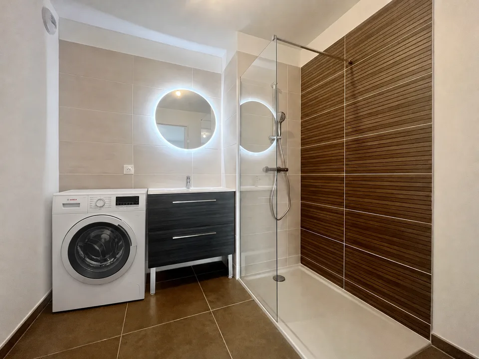 T2 von hohem Standard mit Terrasse – Foto 9 von 11