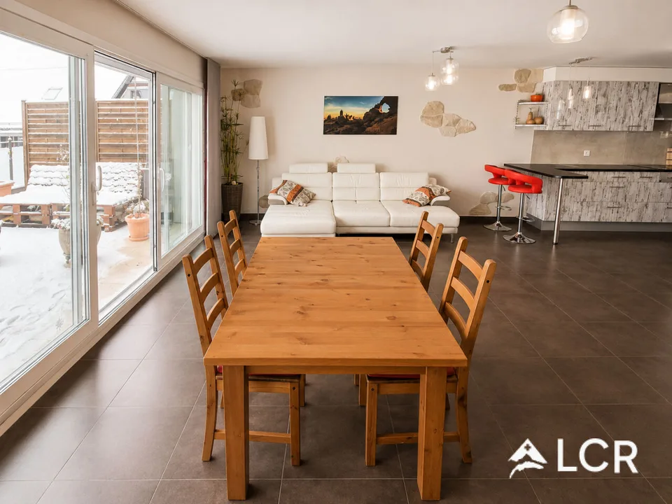 4,5-Zimmer-Wohnung / 3 Schlafzimmer / mit privatem Garten in Bavois