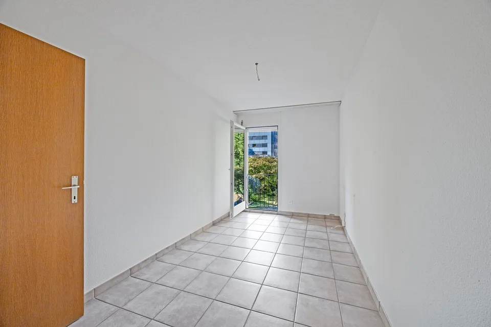 Appartamento a maisonnette 5½ locali con 120m2 di quota di terreno e giardino frontale 32m2 – foto 13 di 18