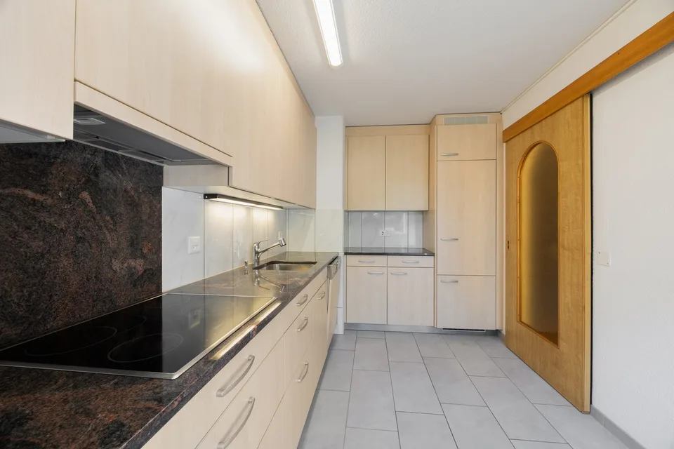 Appartamento a maisonnette 5½ locali con 120m2 di quota di terreno e giardino frontale 32m2 – foto 10 di 18