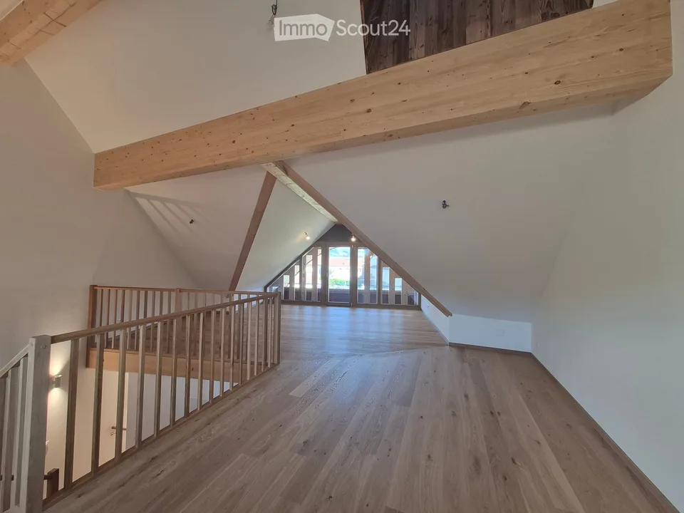 Charmant duplex d'architecte de 115 m2 à Gumefens, dans une ferme du 18ème siècle totalement rénovée