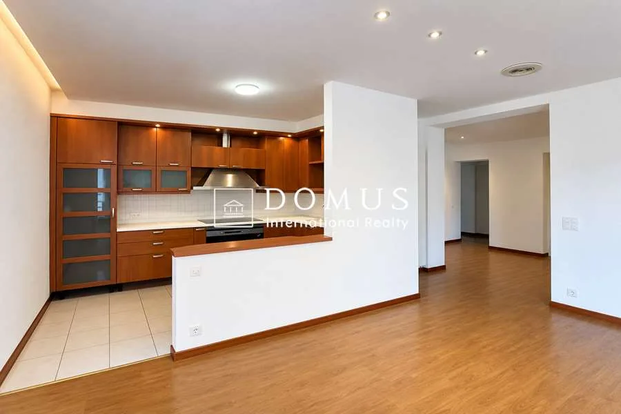 Signoriles und geräumiges Apartment im Zentrum – Foto 4 von 11