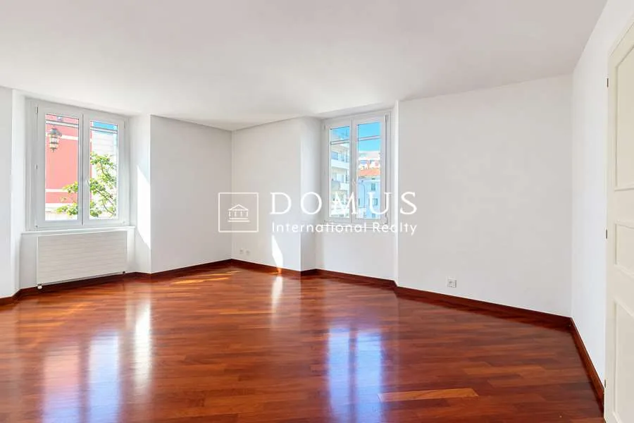 Signoriles und geräumiges Apartment im Zentrum – Foto 7 von 11