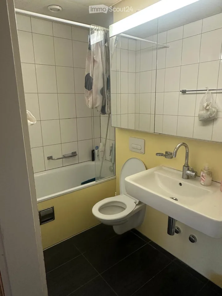 3.5 rooms Route du Châtelet 8 Fribourg – photo 3 of 4