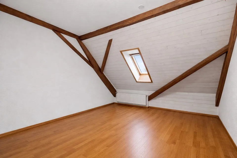 Bauernhaus mit vier Wohnungen in der Weilerzone – Foto 10 von 13