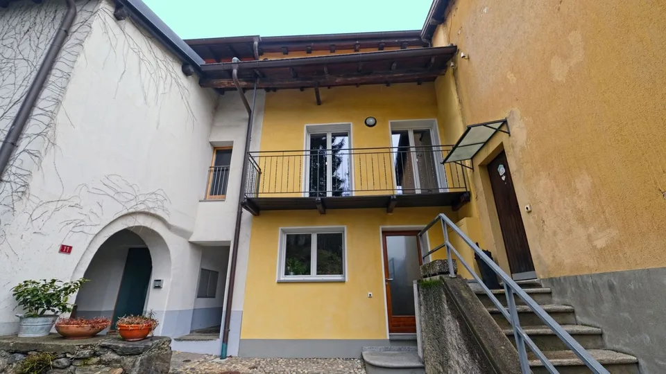 Affascinante casa di nucleo a Taverne ristrutturata con charme – foto 6 di 14