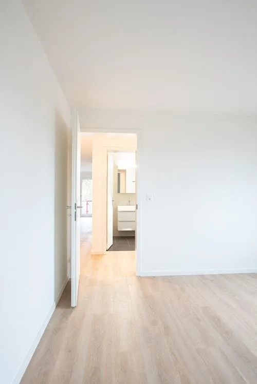 Bright 4.5-room apartment with balcony and garage in Herzogenbuchsee