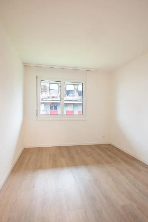 Bright 4.5-room apartment with balcony and garage in Herzogenbuchsee