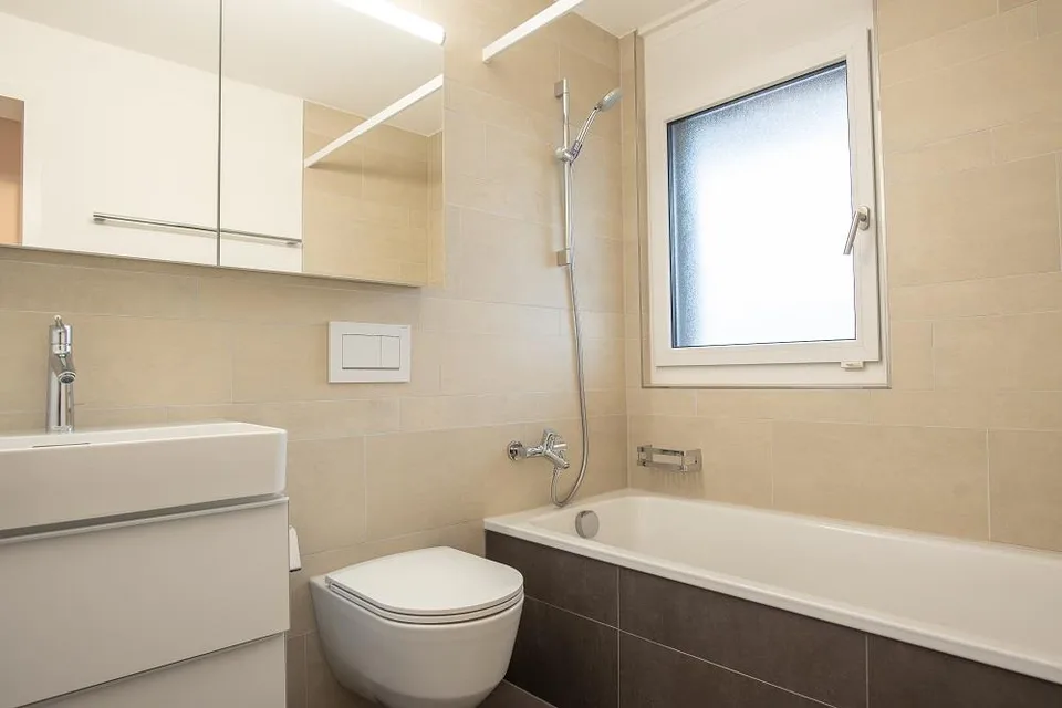 Bright 4.5-room apartment with balcony and garage in Herzogenbuchsee