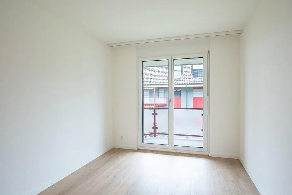 Bright 4.5-room apartment with balcony and garage in Herzogenbuchsee