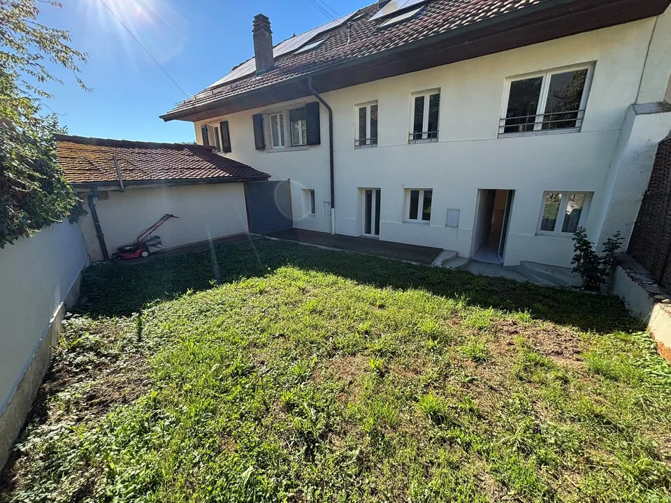 Charming 2.5-room apartment in Henniez