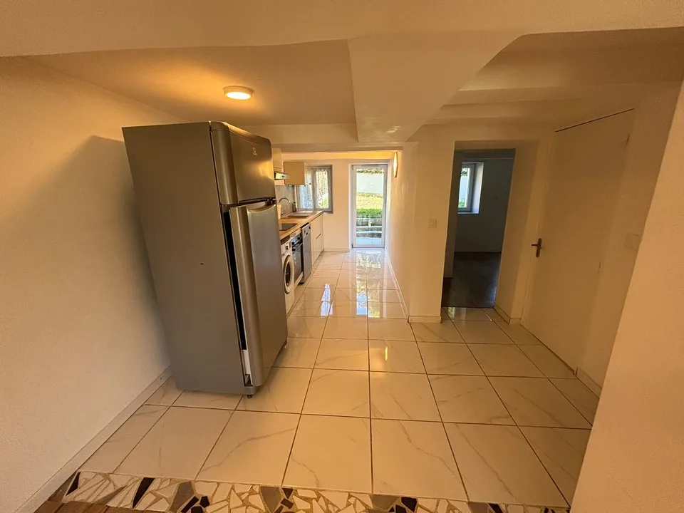 Charming 2.5-room apartment in Henniez