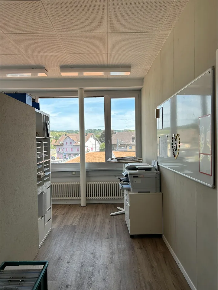 Bright 80 m2 office for rent – photo 5 of 6