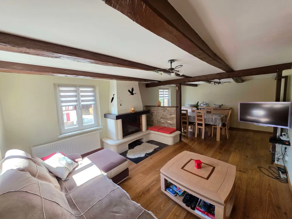 Illtal, casa alsaziana ristrutturata con 5 locali – foto 2 di 9