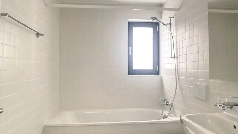 Wohnung 3.5 Zimmer mit Balkon – Foto 6 von 7