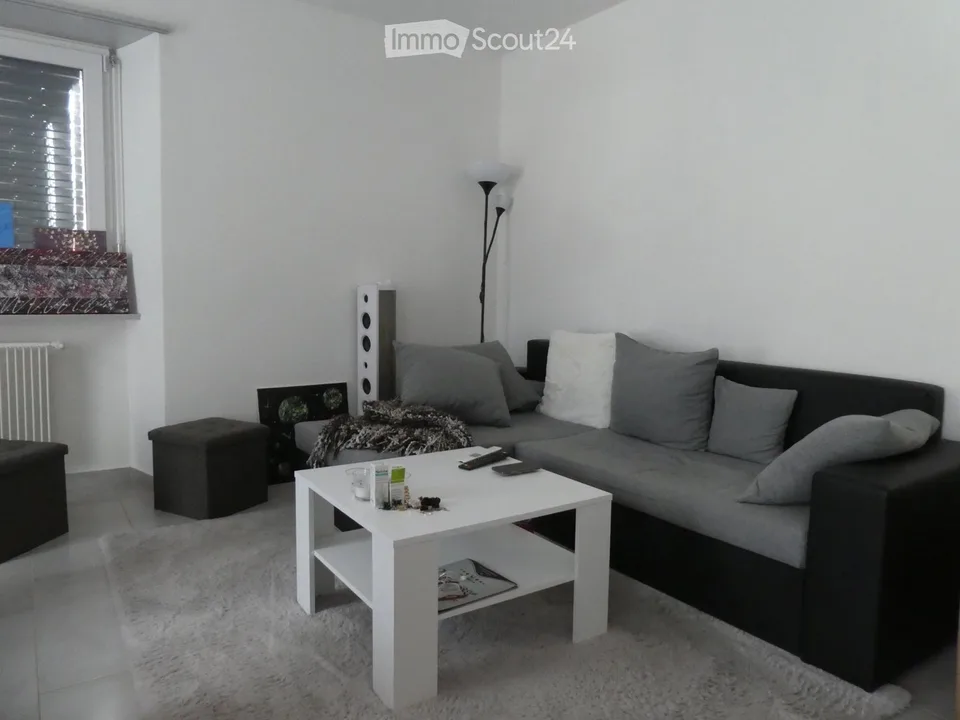 BELLINZONA - 2,5 ZIMMER IN PIANEZZO ZU VERMIETEN – Foto 3 von 4