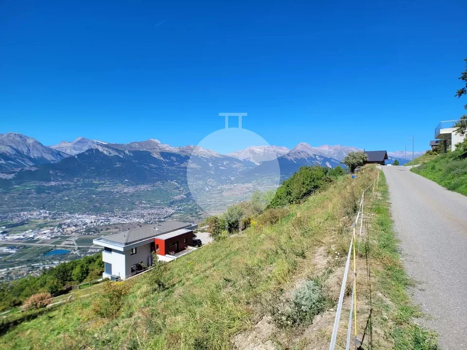 Terreno edificabile per residenze principali nel cuore di Veysonnaz – foto 2 di 3