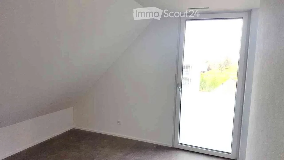 Bright modern 4.5 attic apartment with high-quality furnishings