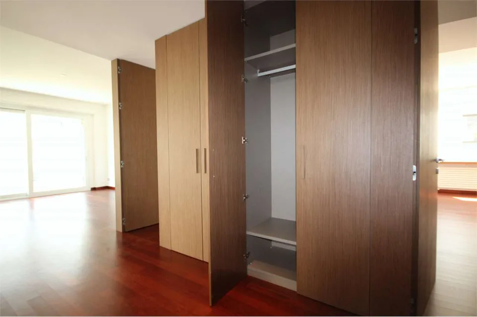Lugano: elegantes und modernes 4,5-Zimmer-Apartment im Zentrum – Foto 11 von 12