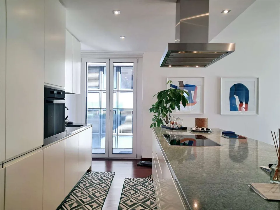 Lugano: elegantes und modernes 4,5-Zimmer-Apartment im Zentrum – Foto 5 von 12