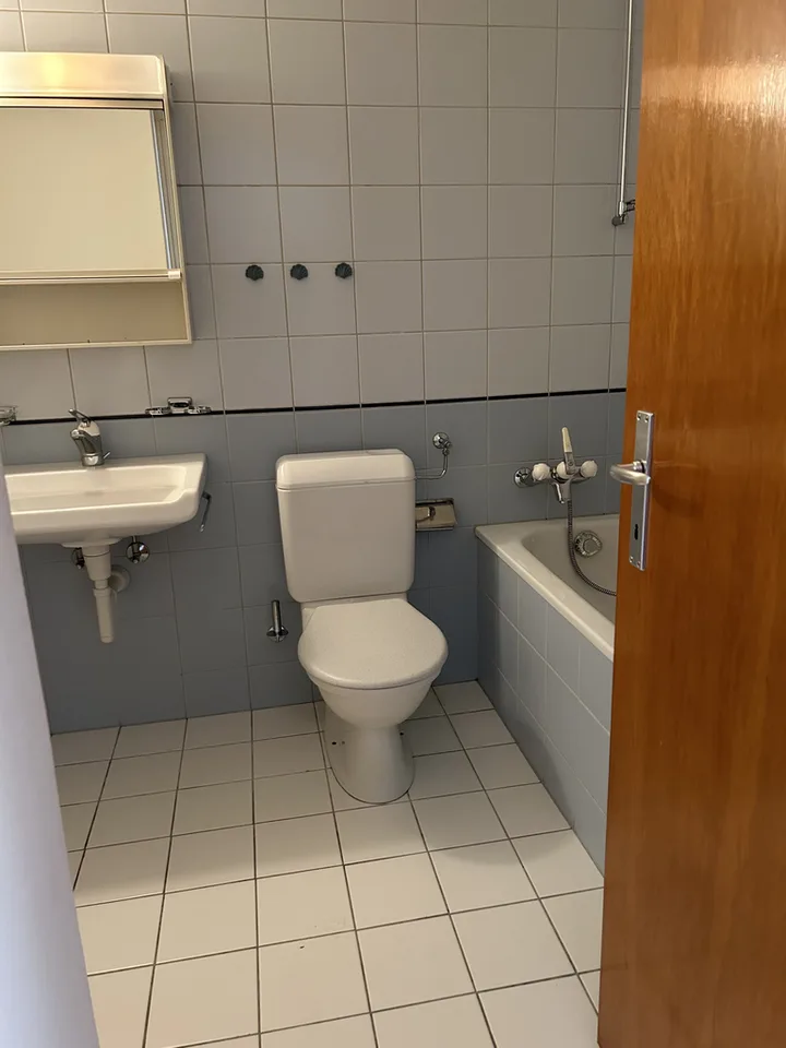 Schöne 3-Zimmer-Wohnung mit Balkon an ruhiger Lage