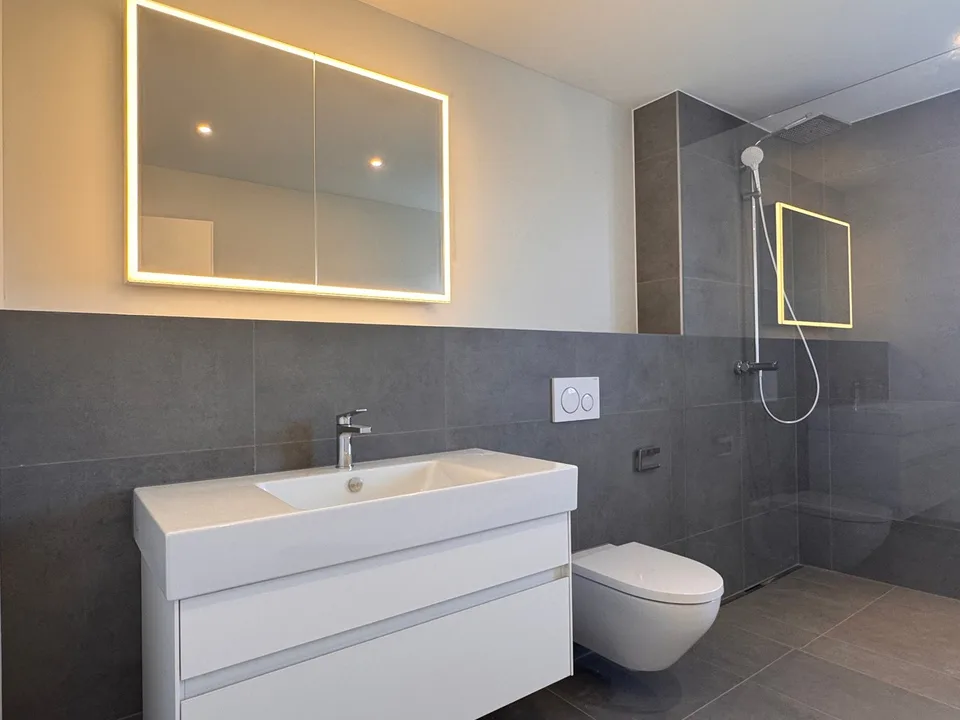 Appartement moderne 3.5 pièces dans un immeuble neuf à Gontenschwil.