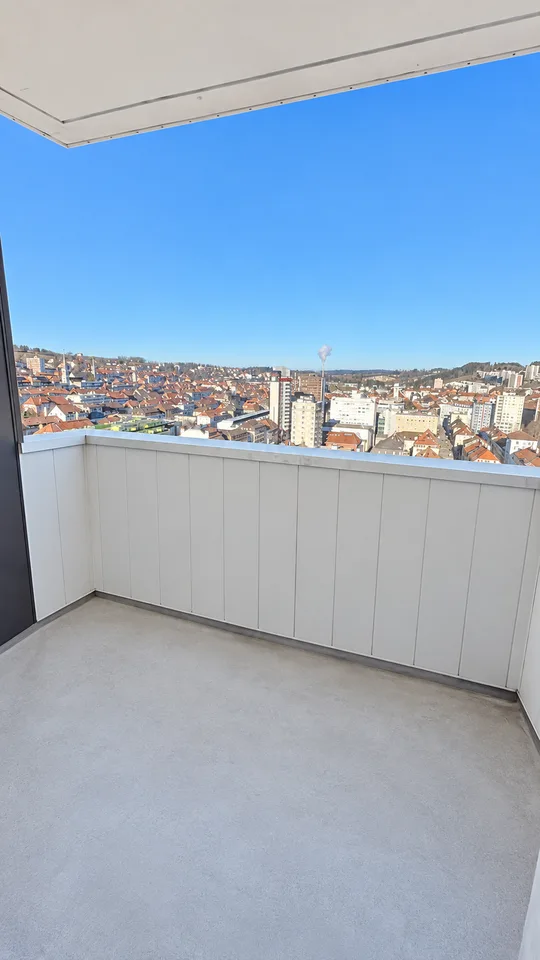 Appartamento luminoso di 2.5 locali con vista panoramica a La Chaux-de-Fonds – foto 6 di 6