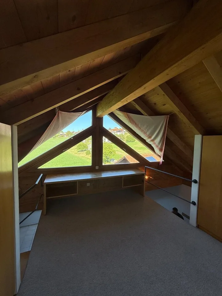 Appartamento di 2,5 locali nel sottotetto