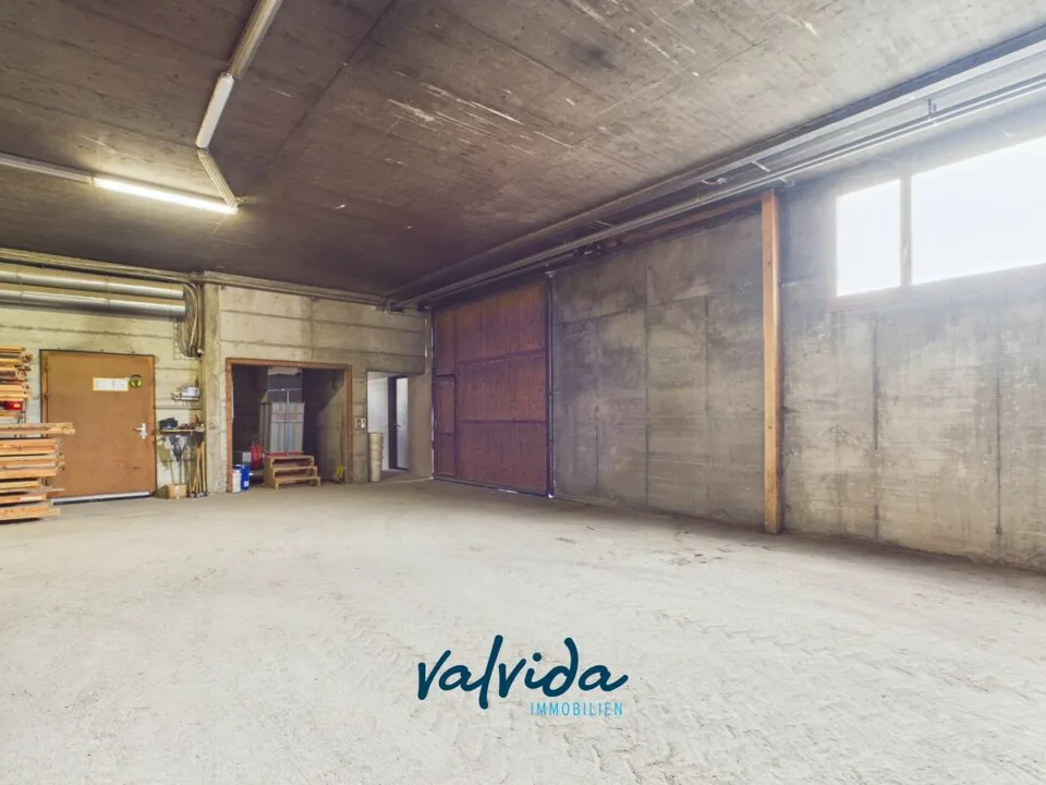 Vielseitig nutzbare Gewerbeliegenschaft mit grosszügigen Flächen und viel Umschwung – Foto 8 von 11