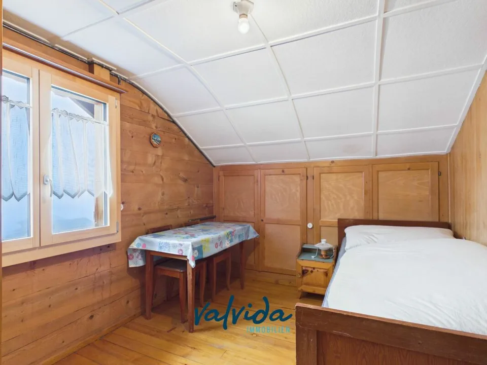 Grosszügige 3.5-Zimmer-Dachwohnung im Herzen von Unterbäch – Foto 7 von 13