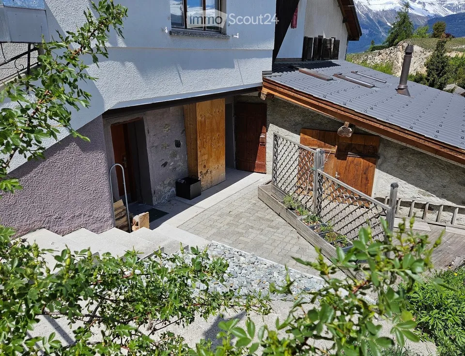 Haus im Dorfstil mit unabhängigem Studio im Herzen von Nax – Foto 9 von 11