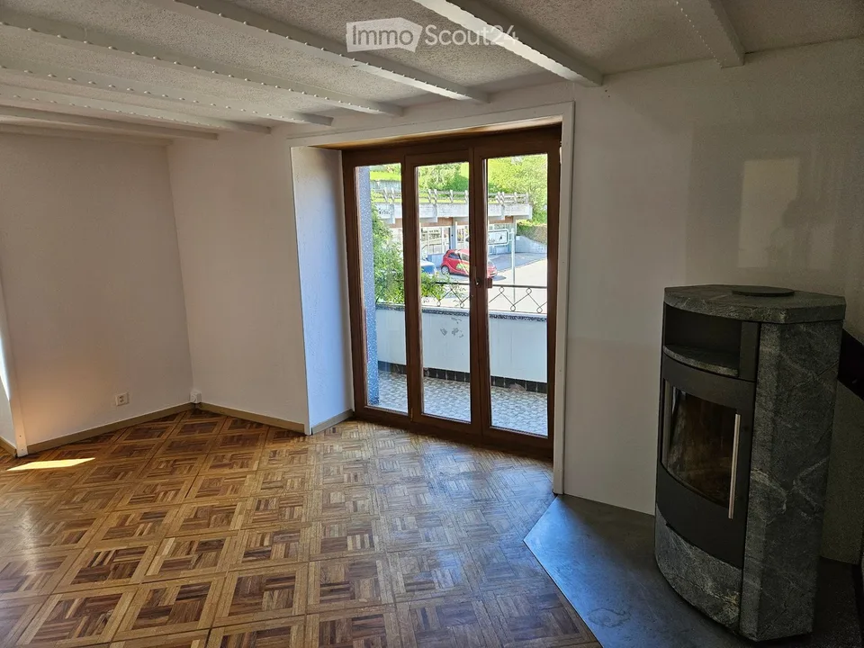 Haus im Dorfstil mit unabhängigem Studio im Herzen von Nax – Foto 8 von 11