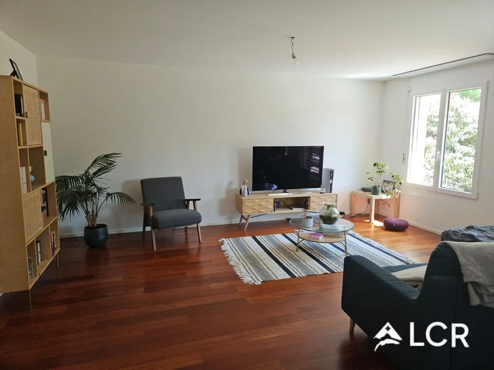Schönes 4.5-Zimmer-Apartment in Hauterive