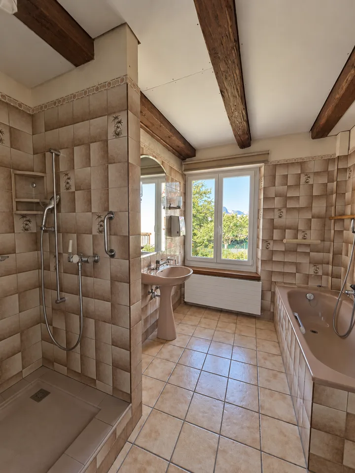 Une maison de caractère avec vue: un projet à concretiser – photo 7 sur 13