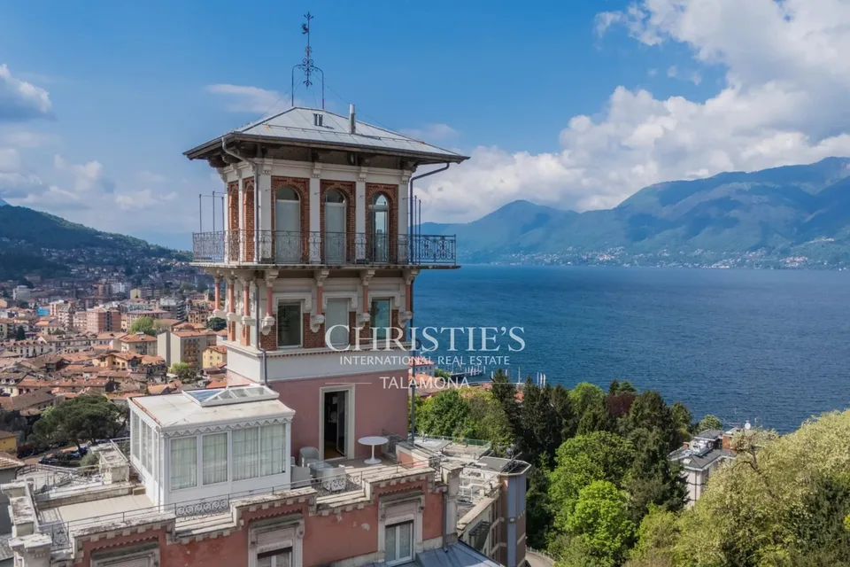 Villa Gilda ? Seeufervilla mit Pool am Lago Maggiore, Luino – Foto 9 von 13
