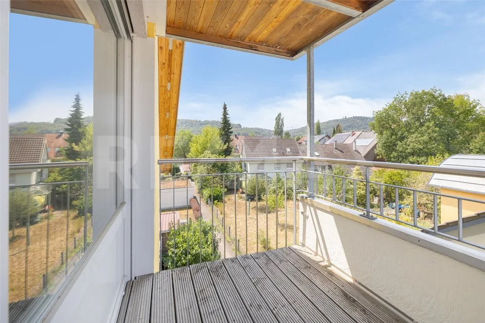 Maison mitoyenne attractive avec 3 appartements, 3 carports, jardin et potentiel polyvalent – photo 13 sur 13
