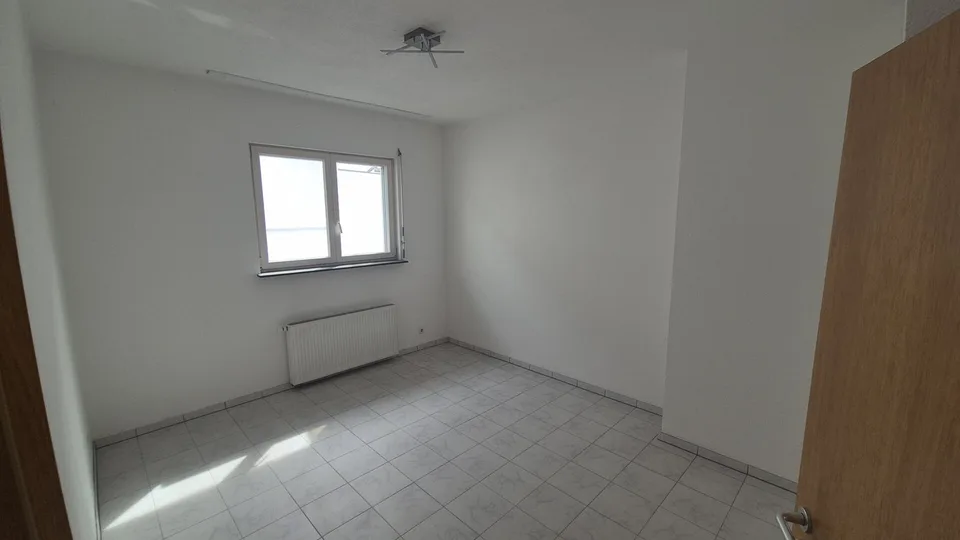 Tiengen - charmantes Einfamilienhaus für ein Paar oder eine kleine Fam – Foto 11 von 12