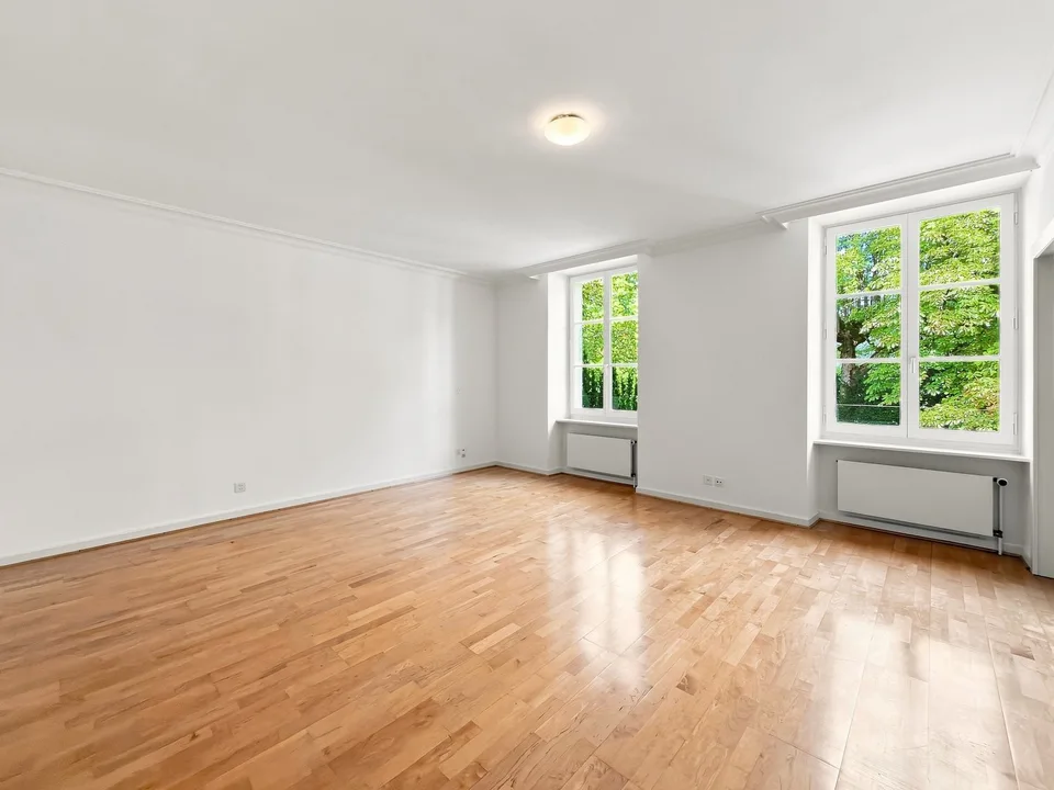 Geräumige 6.5-Zimmer-Wohnung mit Charme und Charakter in Chambésy