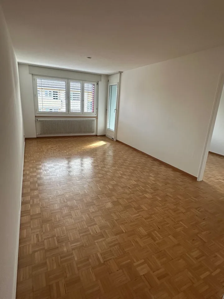 Appartement lumineux 3.5 pièces avec balcon à Fislisbach – disponible immédiatement !