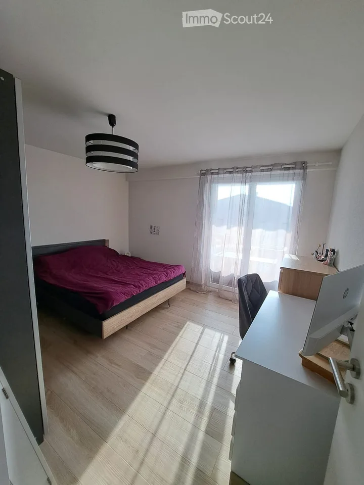 Wohnung 2.5 Zimmer mit großer Südterrasse in Cornaux