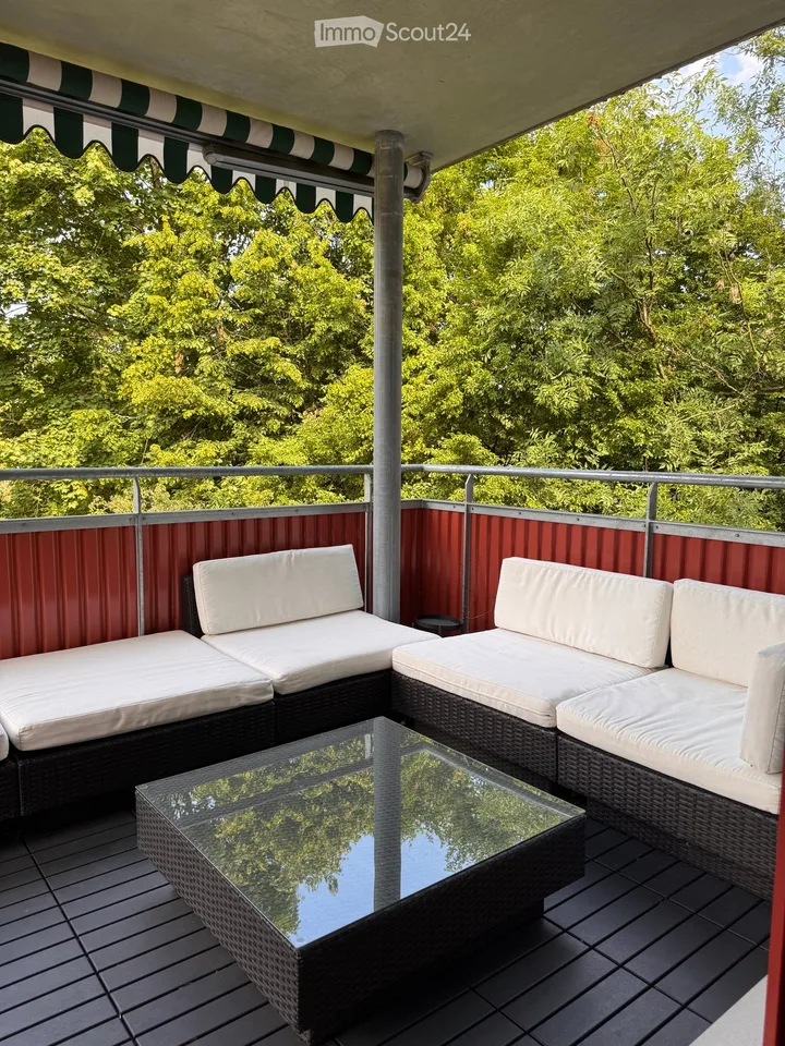 Helle 4.5-Zimmer-Genossenschaftswohnung mit Balkon in Bassersdorf – ab Oktober 2026 verfügbar