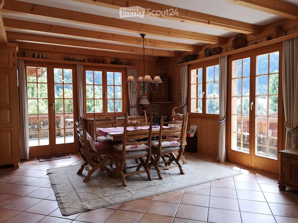 Charming individual chalet with idyllic views!