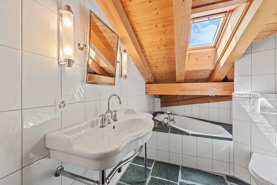 Flims: Ferienwohnung mit besonderer Ausstrahlung und separatem Studio – Foto 4 von 6