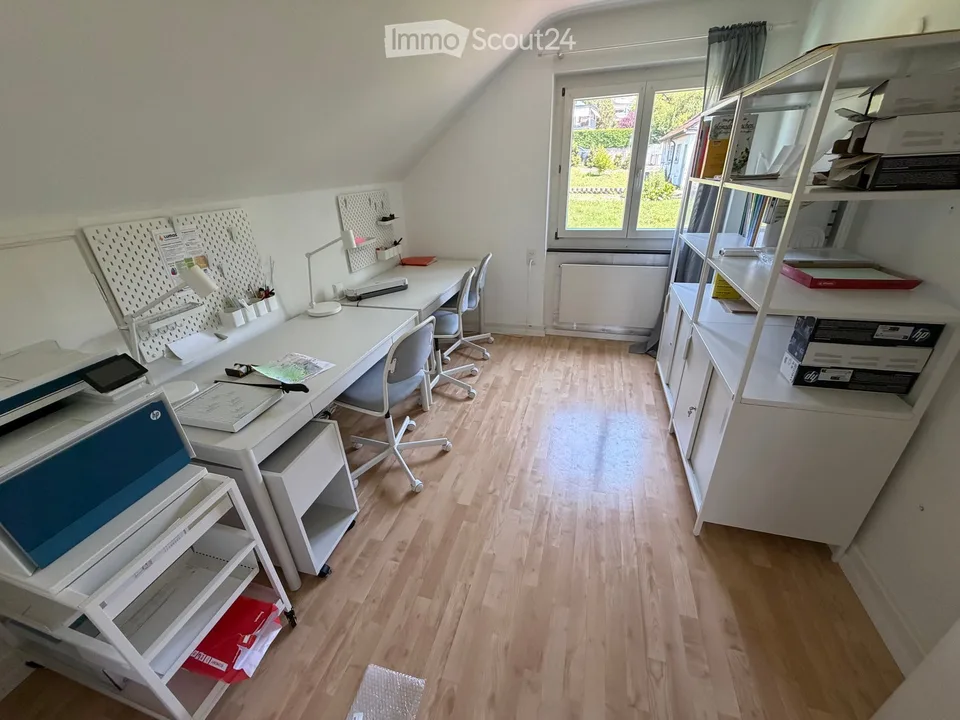 Grosszügige 7.5-Zimmer-Villa mit traumhaftem Garten in Küsnacht ZH