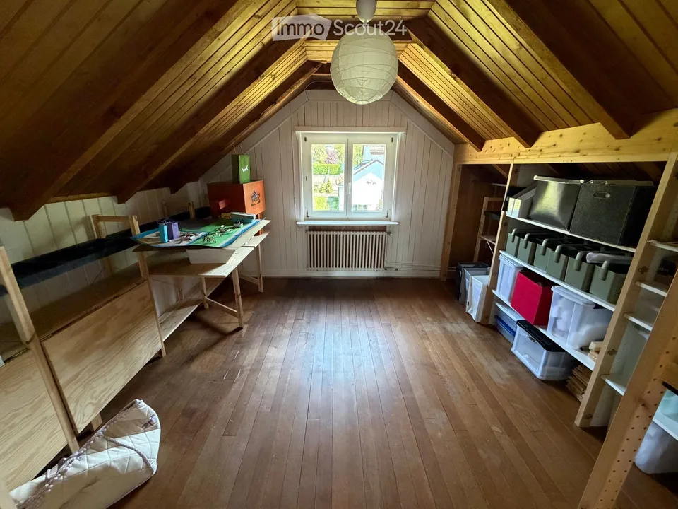 Grosszügige 7.5-Zimmer-Villa mit traumhaftem Garten in Küsnacht ZH