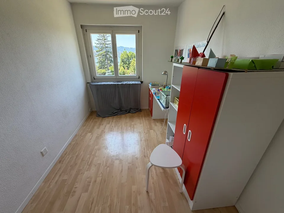 Grosszügige 7.5-Zimmer-Villa mit traumhaftem Garten in Küsnacht ZH